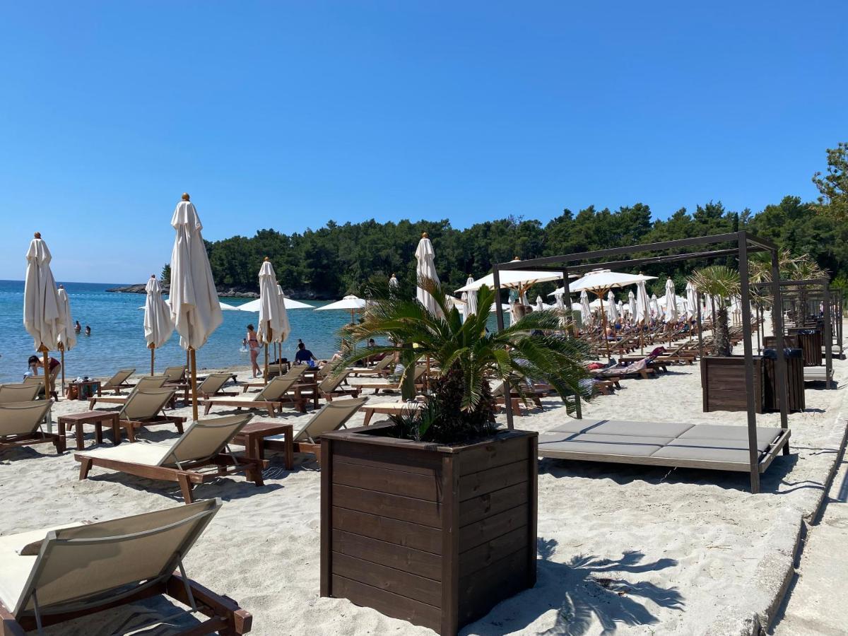 Apartments Villa Viktoria Tivat Buitenkant foto